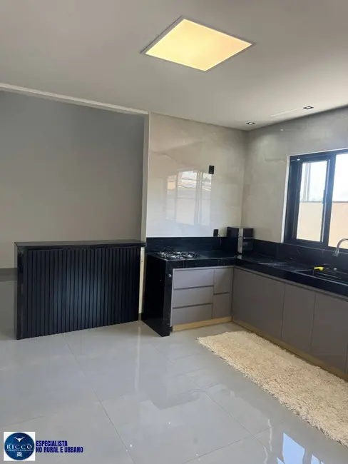 Foto 6 de Casa com 3 quartos à venda, 375m2 em Residencial Condomínio Jardim Veneza, Senador Canedo - GO
