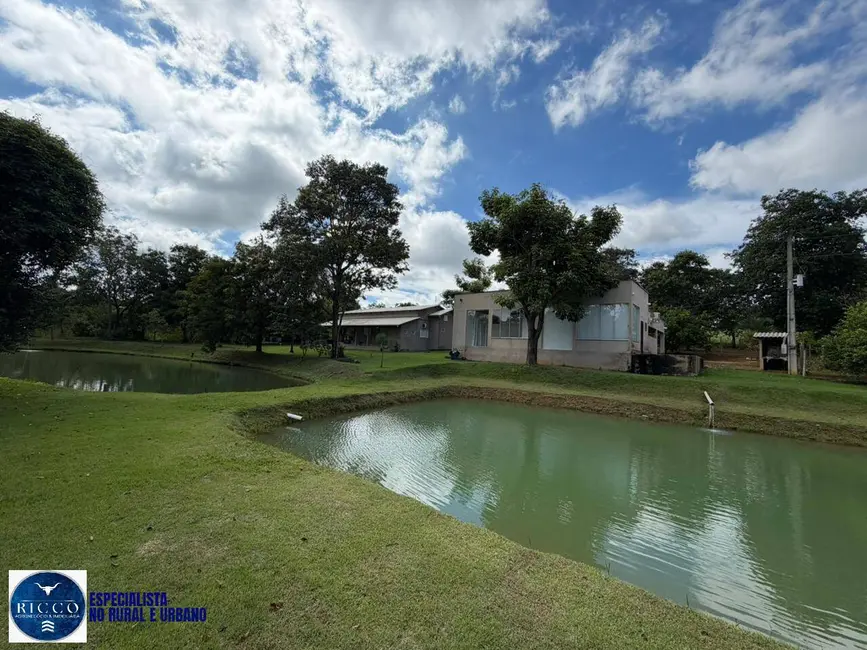 Foto 1 de Chácara com 12 quartos à venda, 24200m2 em Bela Vista De Goias - GO