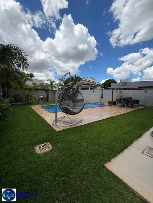 Casa de Condomínio com 3 quartos à venda, 563m2 em Goiania - GO - imagem 4 Foto 4 de Casa de Condomínio com 3 quartos à venda, 563m2 em Goiania - GO