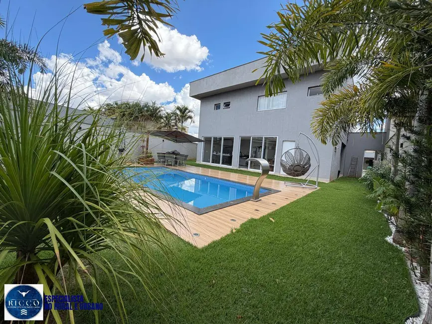 Casa de Condomínio com 3 quartos à venda, 563m2 em Goiania - GO - imagem 5 Foto 5 de Casa de Condomínio com 3 quartos à venda, 563m2 em Goiania - GO