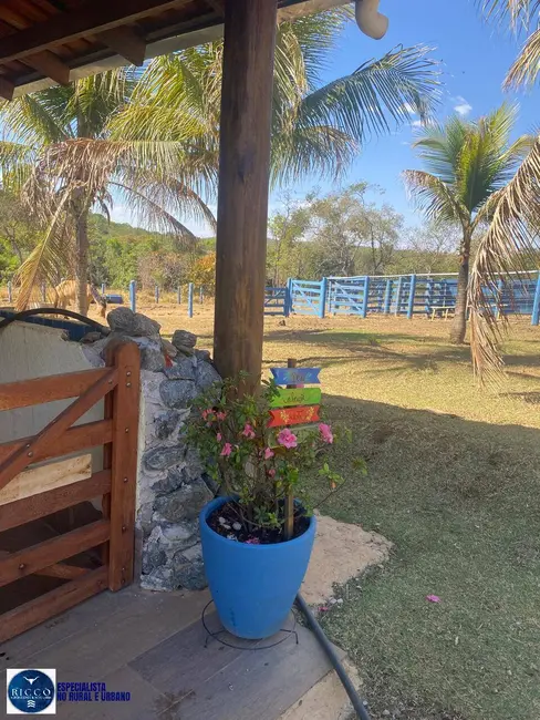 Foto 3 de Chácara com 3 quartos à venda em Hidrolandia - GO