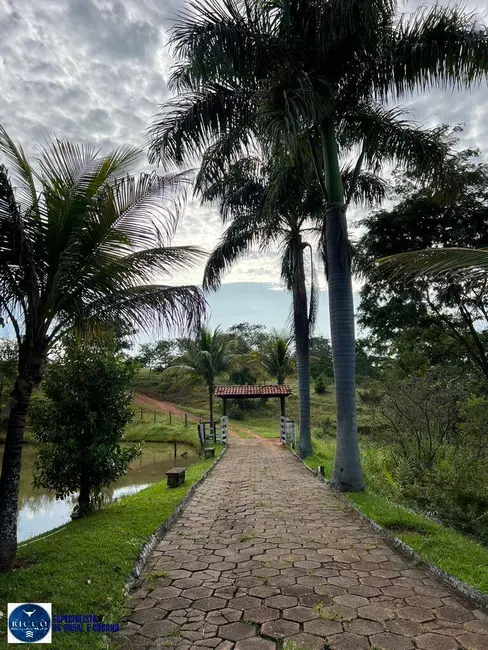 Foto 3 de Chácara com 6 quartos à venda em Hidrolandia - GO