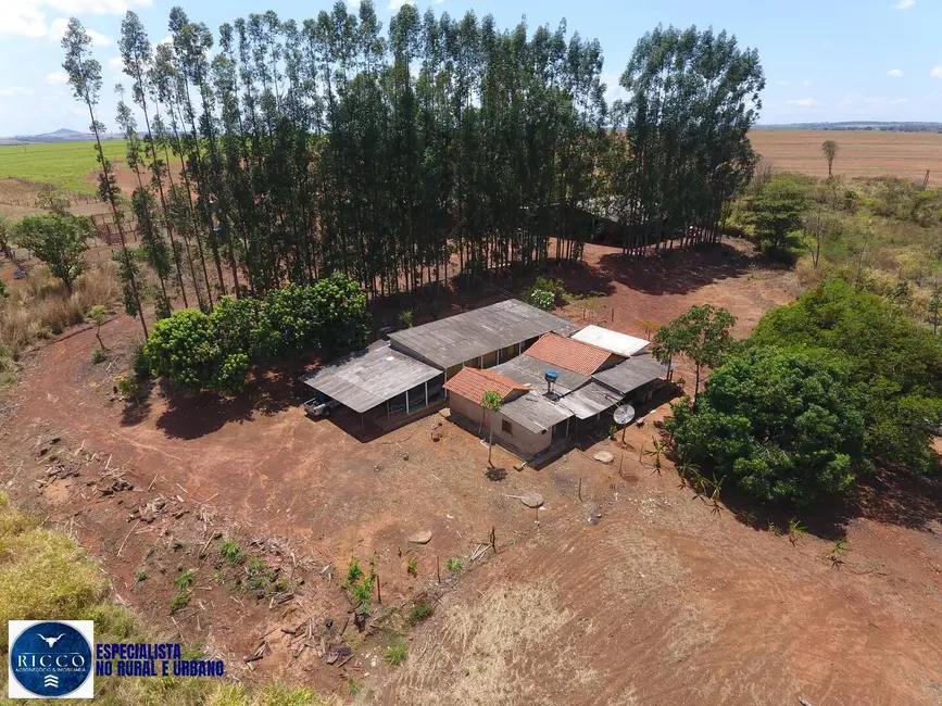 Foto 1 de Fazenda / Haras com 3 quartos à venda, 140m2 em Caiaponia - GO