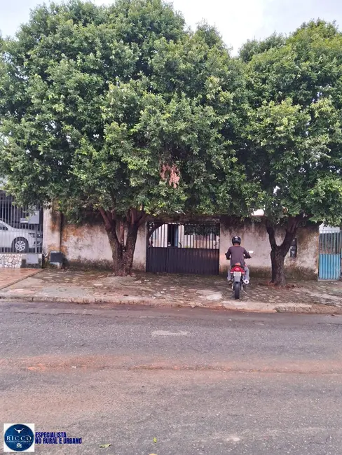 Foto 1 de Casa com 3 quartos à venda, 378m2 em Jardim Europa, Goiania - GO