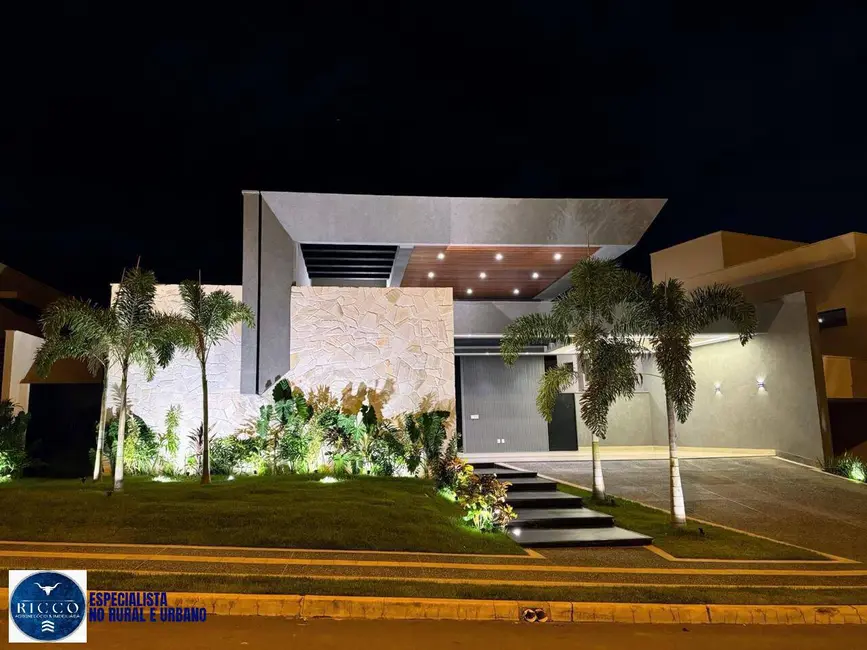 Casa de Condomínio com 3 quartos à venda, 567m2 em Residencial Goiânia Golfe Clube, Goiania - GO - imagem 2 Foto 2 de Casa de Condomínio com 3 quartos à venda, 567m2 em Residencial Goiânia Golfe Clube, Goiania - GO