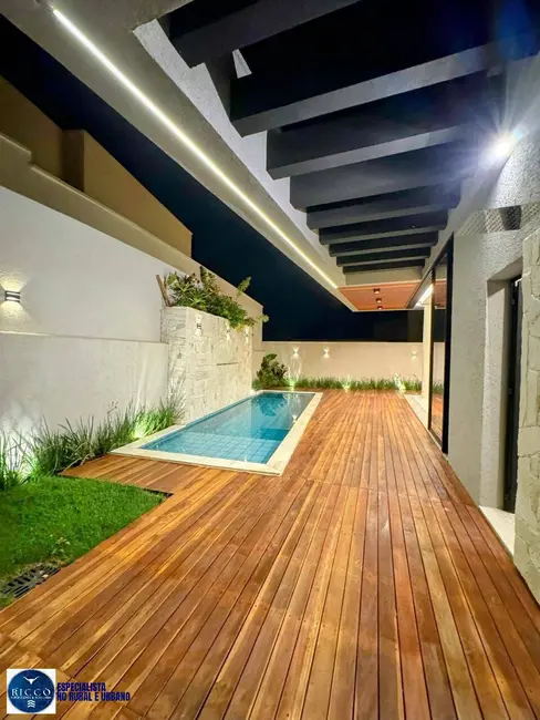 Casa de Condomínio com 3 quartos à venda, 567m2 em Residencial Goiânia Golfe Clube, Goiania - GO - imagem 9 Foto 9 de Casa de Condomínio com 3 quartos à venda, 567m2 em Residencial Goiânia Golfe Clube, Goiania - GO