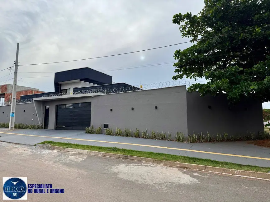 Foto 1 de Casa com 3 quartos à venda, 408m2 em Papillon Park, Aparecida De Goiania - GO