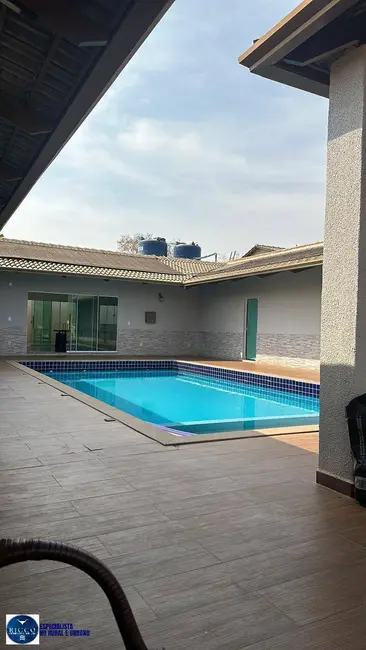 Foto 2 de Chácara com 6 quartos à venda, 1178m2 em Alexania - GO
