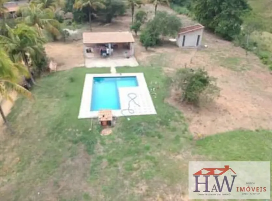 Foto 2 de Fazenda / Haras com 3 quartos à venda, 25m2 em Madressilva (Bacaxá), Saquarema - RJ