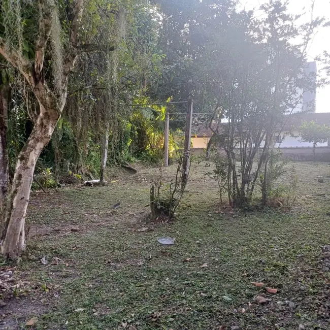 Foto 1 de Terreno / Lote à venda, 750m2 em Bom Retiro, Joinville - SC