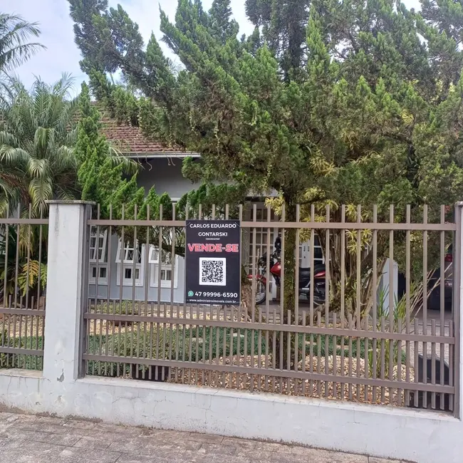 Foto 2 de Casa com 3 quartos à venda, 220m2 em Nova Brasília, Joinville - SC