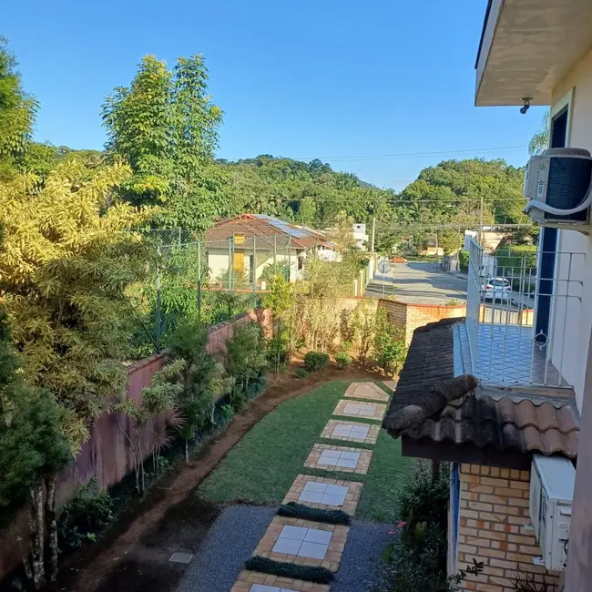 Foto 7 de Casa com 3 quartos à venda, 260m2 em Glória, Joinville - SC
