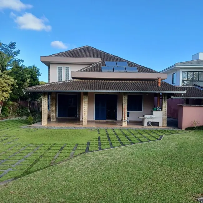 Foto 4 de Casa com 3 quartos à venda, 260m2 em Glória, Joinville - SC