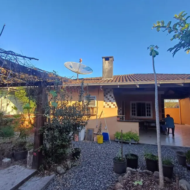 Casa com 3 quartos à venda, 136m2 em Costa e Silva, Joinville - SC - imagem 7 Foto 7 de Casa com 3 quartos à venda, 136m2 em Costa e Silva, Joinville - SC