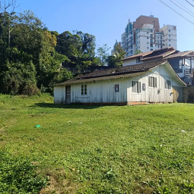 Foto 1 de Casa com 2 quartos à venda, 136m2 em Anita Garibaldi, Joinville - SC