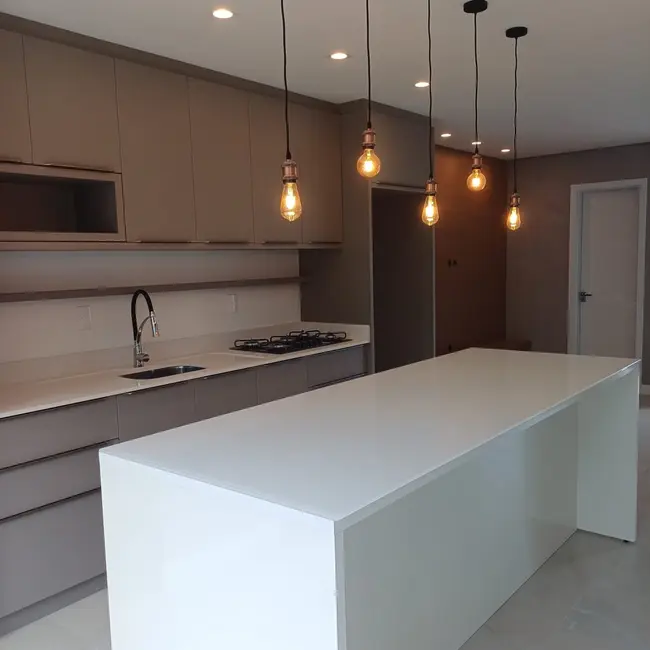 Sobrado com 3 quartos à venda, 114m2 em Bom Retiro, Joinville - SC - imagem 3 Foto 3 de Sobrado com 3 quartos à venda, 114m2 em Bom Retiro, Joinville - SC