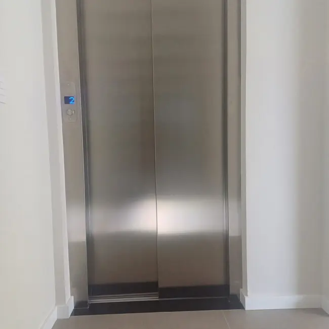 Casa com 3 quartos à venda, 296m2 em América, Joinville - SC - imagem 4 Foto 4 de Casa com 3 quartos à venda, 296m2 em América, Joinville - SC