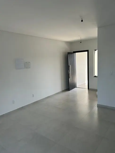 Foto 2 de Sobrado com 3 quartos à venda, 104m2 em Vila Nova, Joinville - SC