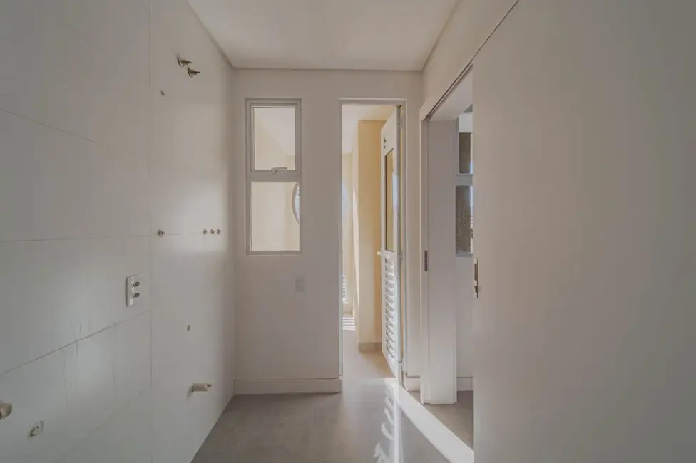 Apartamento com 3 quartos à venda, 148m2 em América, Joinville - SC - imagem 8 Foto 8 de Apartamento com 3 quartos à venda, 148m2 em América, Joinville - SC