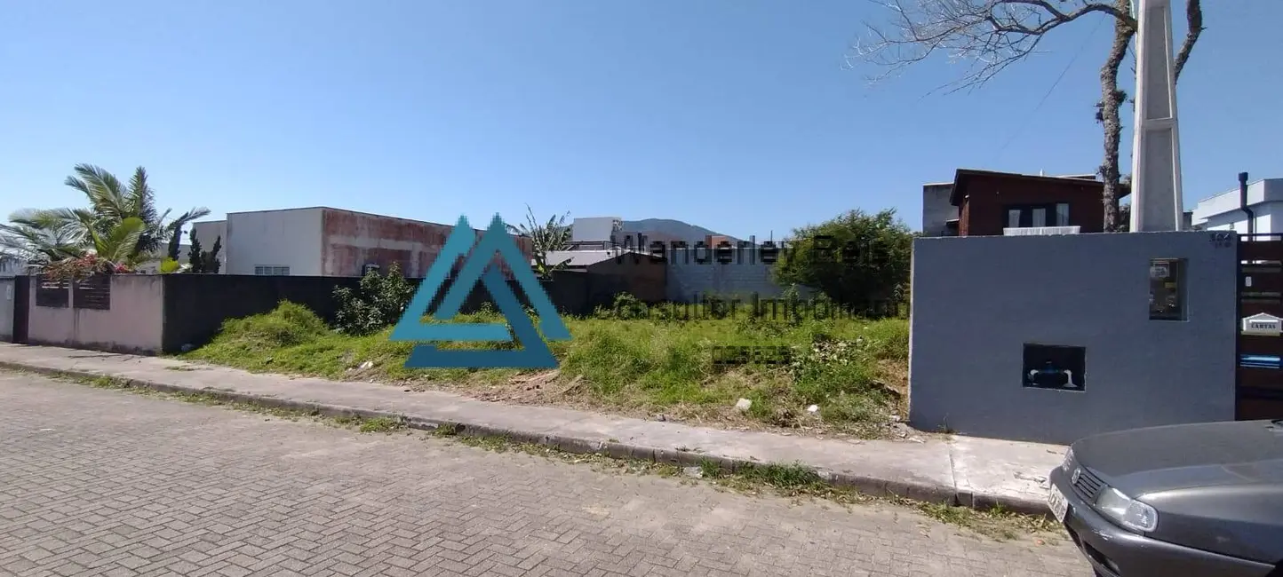 Foto 3 de Terreno / Lote à venda, 450m2 em Ratones, Florianopolis - SC