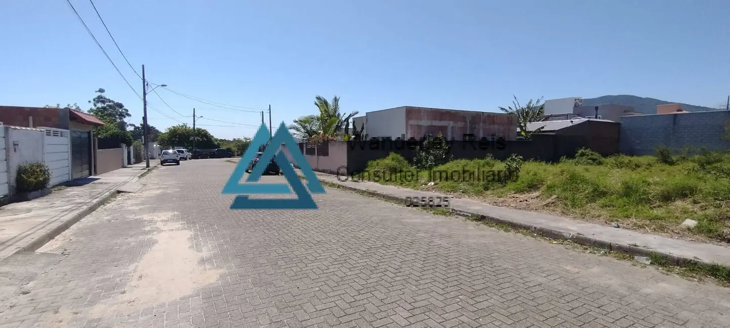Foto 4 de Terreno / Lote à venda, 450m2 em Ratones, Florianopolis - SC