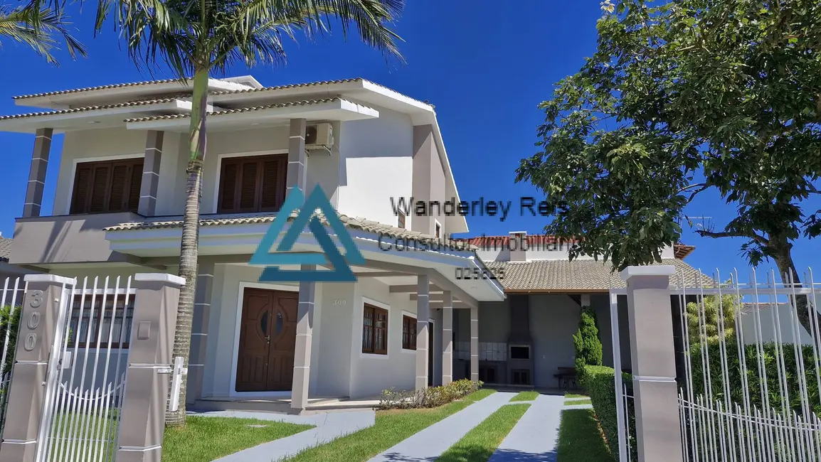 Casa com 3 quartos à venda, 400m2 em Ingleses do Rio Vermelho, Florianopolis - SC - imagem 4 Foto 4 de Casa com 3 quartos à venda, 400m2 em Ingleses do Rio Vermelho, Florianopolis - SC