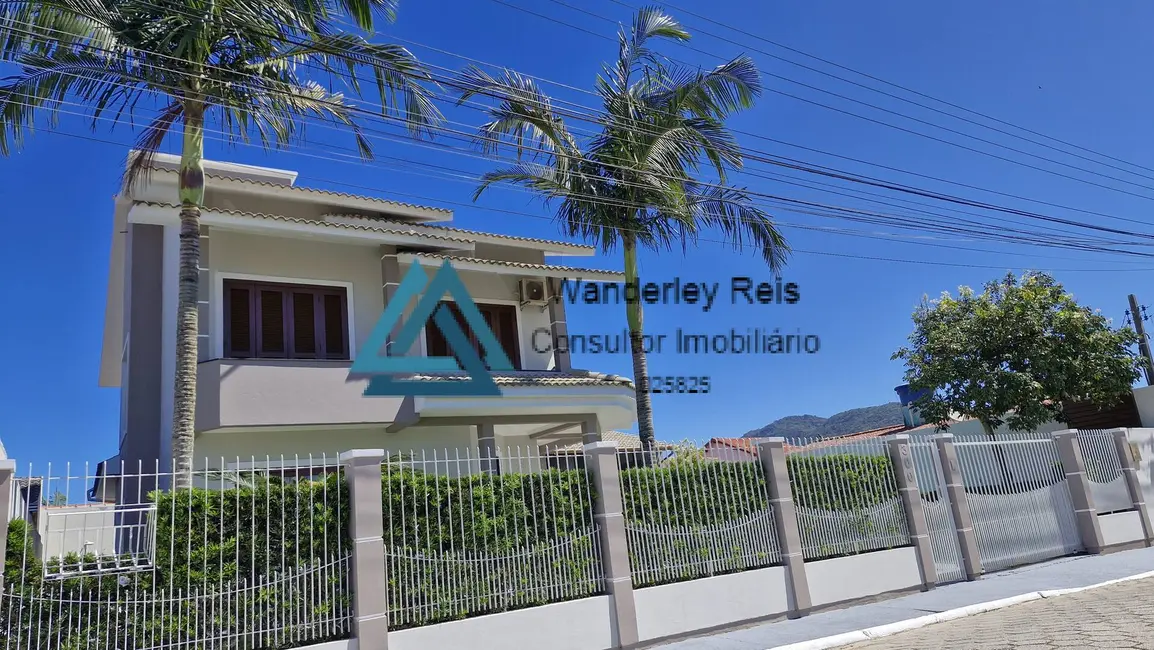 Foto 2 de Casa com 3 quartos à venda, 400m2 em Ingleses do Rio Vermelho, Florianopolis - SC