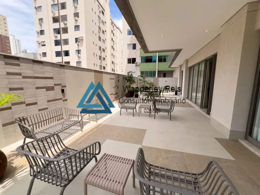 Foto 2 de Apartamento com 4 quartos à venda, 137m2 em Centro, Balneario Camboriu - SC