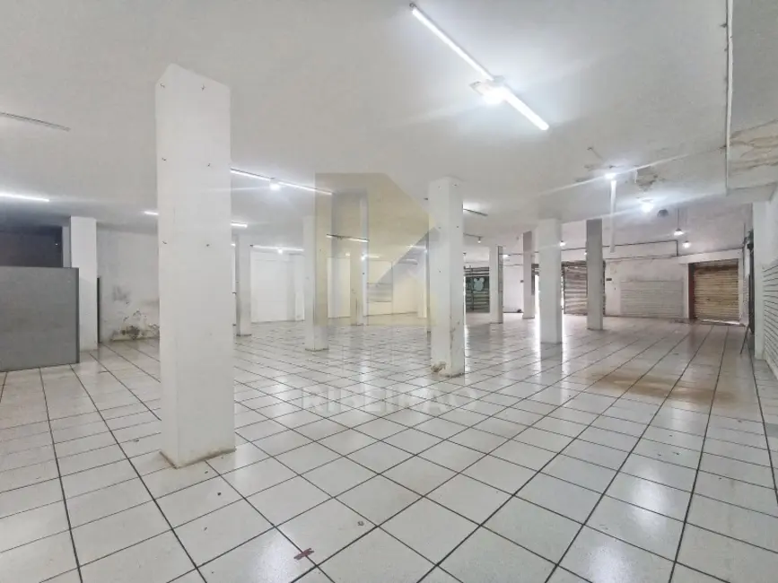 Sala Comercial com 1 quarto para alugar, 1000m2 em Centro, Ribeirao Preto - SP - imagem 4 Foto 4 de Sala Comercial com 1 quarto para alugar, 1000m2 em Centro, Ribeirao Preto - SP