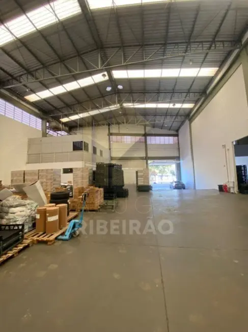 Armazém / Galpão com 1 quarto para alugar, 900m2 em Jardim Anhangüera, Ribeirao Preto - SP - imagem 3 Foto 3 de Armazém / Galpão com 1 quarto para alugar, 900m2 em Jardim Anhangüera, Ribeirao Preto - SP