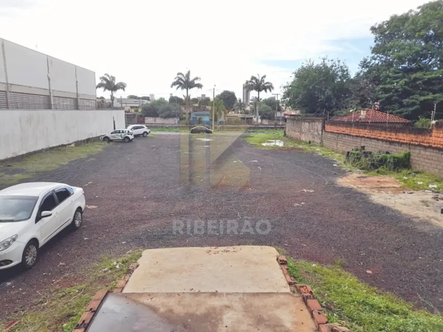 Armazém / Galpão com 1 quarto para alugar, 2700m2 em Jardim Sumaré, Ribeirao Preto - SP - imagem 7 Foto 7 de Armazém / Galpão com 1 quarto para alugar, 2700m2 em Jardim Sumaré, Ribeirao Preto - SP