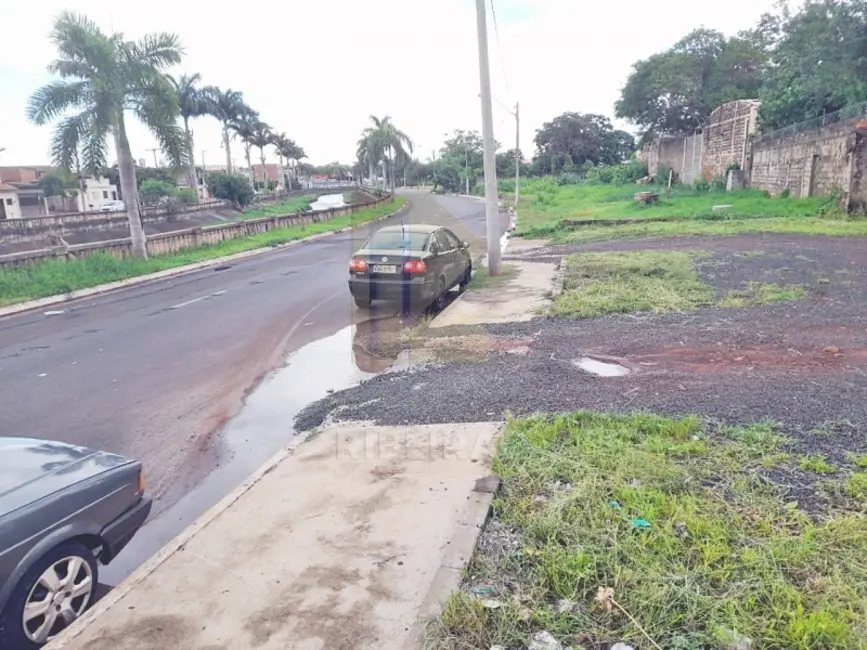 Armazém / Galpão com 1 quarto para alugar, 2700m2 em Jardim Sumaré, Ribeirao Preto - SP - imagem 8 Foto 8 de Armazém / Galpão com 1 quarto para alugar, 2700m2 em Jardim Sumaré, Ribeirao Preto - SP