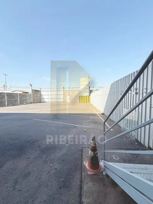 Armazém / Galpão para alugar, 900m2 em Recreio Anhangüera, Ribeirao Preto - SP - imagem 3 Foto 3 de Armazém / Galpão para alugar, 900m2 em Recreio Anhangüera, Ribeirao Preto - SP