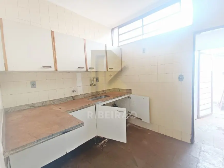 Sala Comercial com 3 quartos para alugar, 156m2 em Jardim Irajá, Ribeirao Preto - SP - imagem 6 Foto 6 de Sala Comercial com 3 quartos para alugar, 156m2 em Jardim Irajá, Ribeirao Preto - SP
