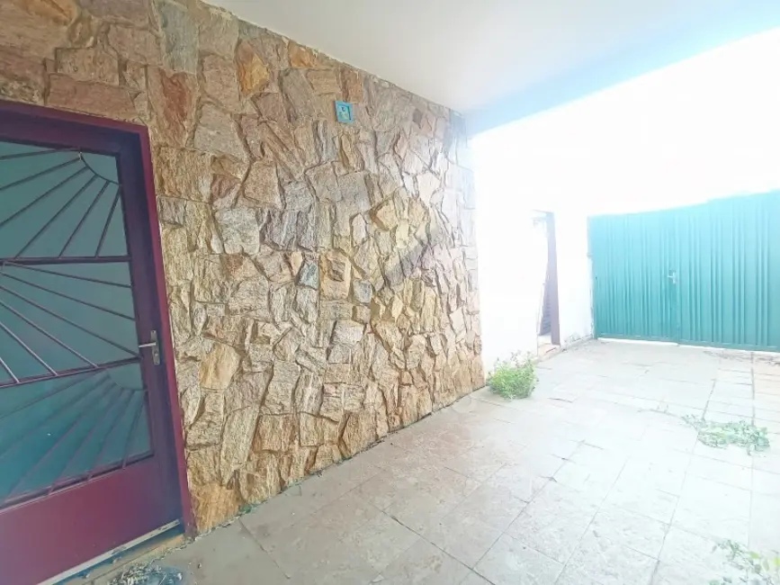 Sala Comercial com 3 quartos para alugar, 156m2 em Jardim Irajá, Ribeirao Preto - SP - imagem 4 Foto 4 de Sala Comercial com 3 quartos para alugar, 156m2 em Jardim Irajá, Ribeirao Preto - SP