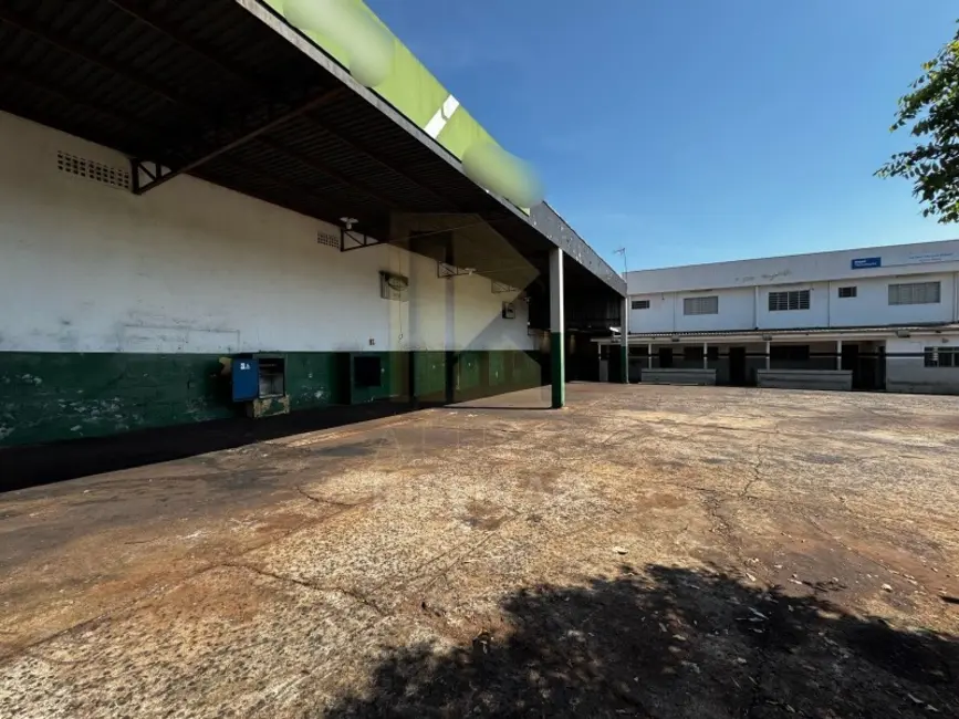 Armazém / Galpão para alugar, 605m2 em Jardim Anhangüera, Ribeirao Preto - SP - imagem 4 Foto 4 de Armazém / Galpão para alugar, 605m2 em Jardim Anhangüera, Ribeirao Preto - SP