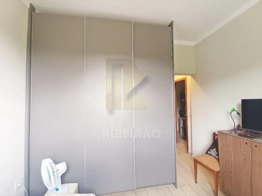 Foto 9 de Casa com 3 quartos para alugar, 268m2 em Ribeirao Preto - SP
