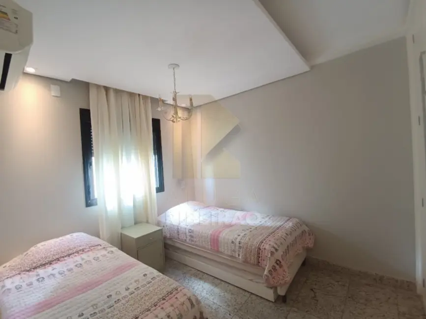 Apartamento com 3 quartos para alugar, 180m2 em Jardim Irajá, Ribeirao Preto - SP - imagem 8 Foto 8 de Apartamento com 3 quartos para alugar, 180m2 em Jardim Irajá, Ribeirao Preto - SP