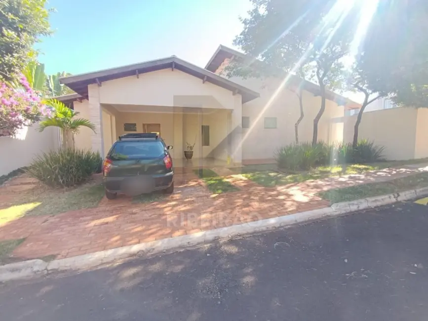 Casa com 3 quartos para alugar, 215m2 em Ribeirao Preto - SP - imagem 2 Foto 2 de Casa com 3 quartos para alugar, 215m2 em Ribeirao Preto - SP