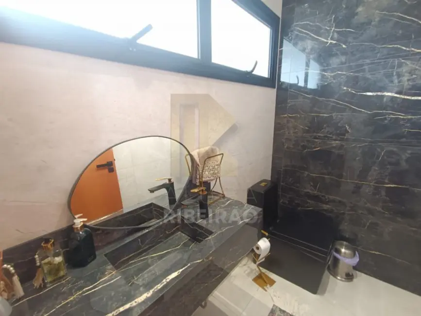 Foto 8 de Casa com 4 quartos para alugar, 352m2 em Ribeirao Preto - SP