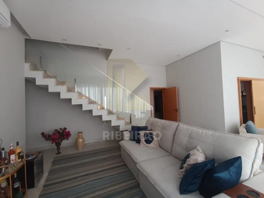 Foto 7 de Casa com 4 quartos para alugar, 352m2 em Ribeirao Preto - SP