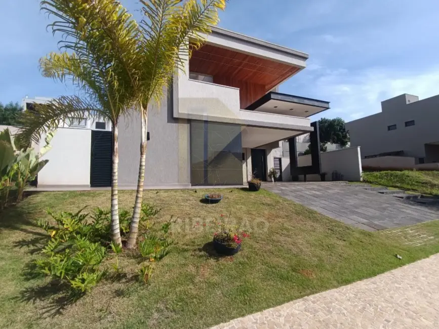 Foto 1 de Casa com 4 quartos para alugar, 352m2 em Ribeirao Preto - SP