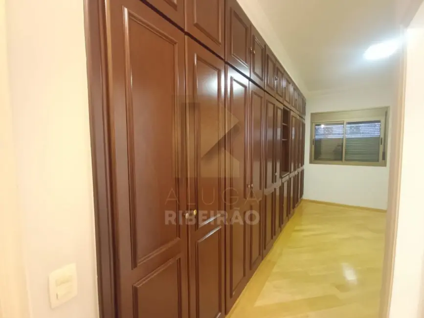 Apartamento com 3 quartos para alugar, 203m2 em Jardim Irajá, Ribeirao Preto - SP - imagem 8 Foto 8 de Apartamento com 3 quartos para alugar, 203m2 em Jardim Irajá, Ribeirao Preto - SP