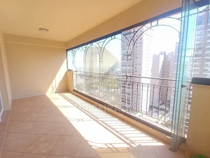 Foto 1 de Apartamento com 3 quartos para alugar, 217m2 em Ribeirao Preto - SP