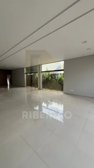 Foto 1 de Loja para alugar, 296m2 em Jardim Botânico, Ribeirao Preto - SP