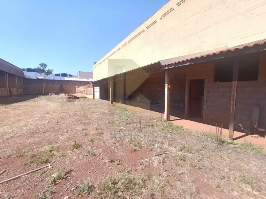 Armazém / Galpão para alugar, 1200m2 em Ribeirao Preto - SP - imagem 9 Foto 9 de Armazém / Galpão para alugar, 1200m2 em Ribeirao Preto - SP