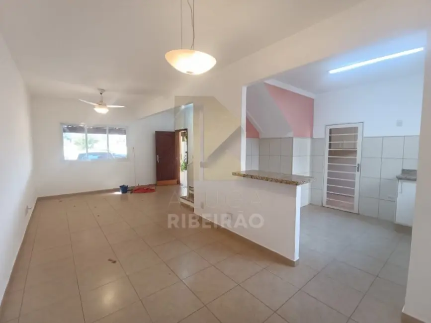 Casa com 3 quartos para alugar, 176m2 em City Ribeirão, Ribeirao Preto - SP - imagem 2 Foto 2 de Casa com 3 quartos para alugar, 176m2 em City Ribeirão, Ribeirao Preto - SP