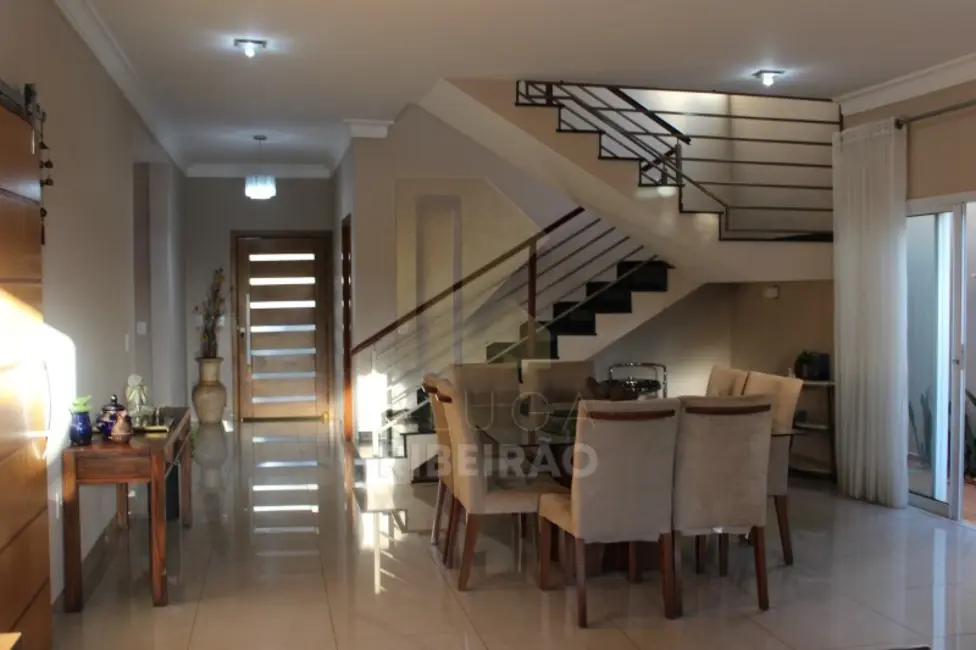 Casa com 4 quartos para alugar, 365m2 em Ribeirao Preto - SP - imagem 4 Foto 4 de Casa com 4 quartos para alugar, 365m2 em Ribeirao Preto - SP
