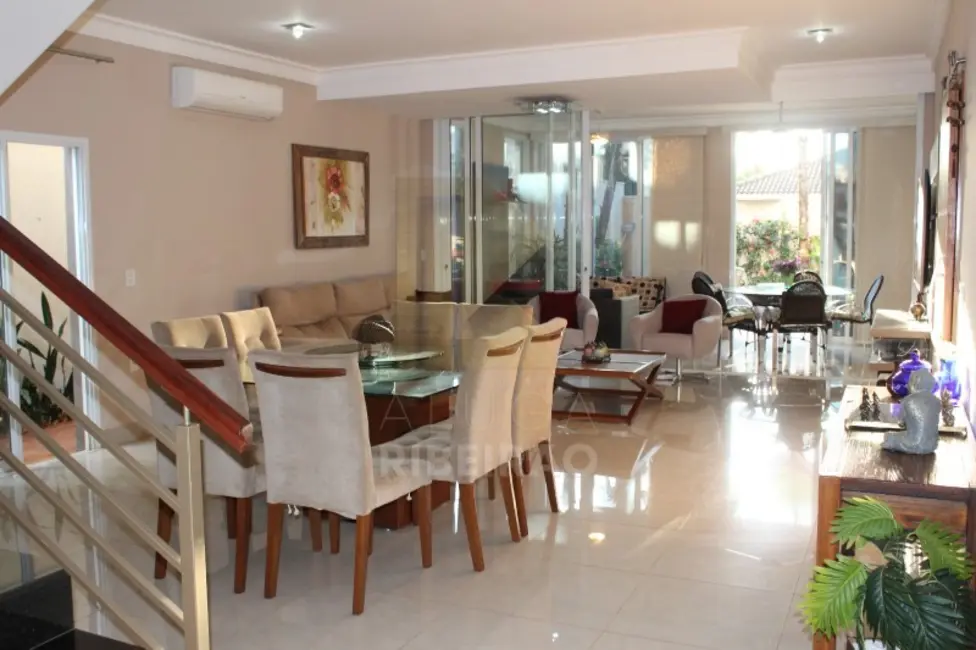 Casa com 4 quartos para alugar, 365m2 em Ribeirao Preto - SP - imagem 1 Foto 1 de Casa com 4 quartos para alugar, 365m2 em Ribeirao Preto - SP