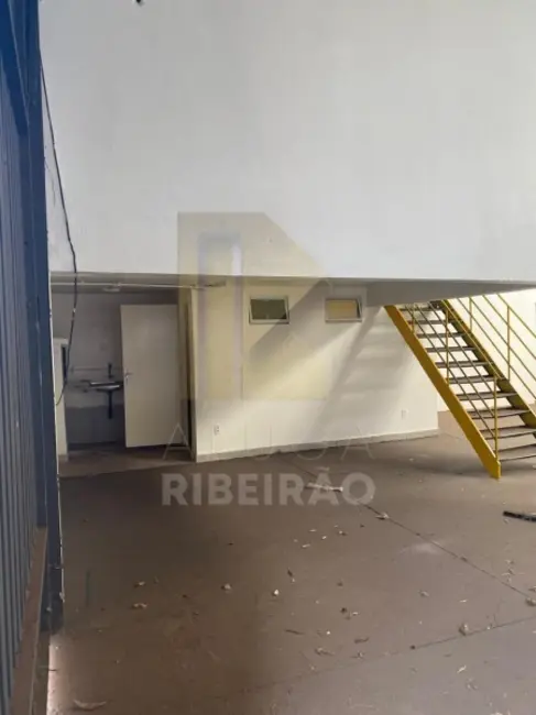 Armazém / Galpão para alugar, 300m2 em Ribeirao Preto - SP - imagem 7 Foto 7 de Armazém / Galpão para alugar, 300m2 em Ribeirao Preto - SP